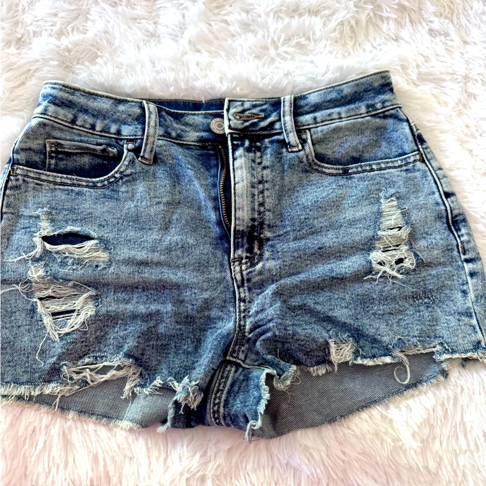 Ripped stretchy blue acid wash jean shorts